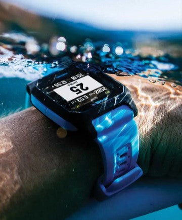 Rip Curl Search GPS 3 Surf Watch in blue colourway under water