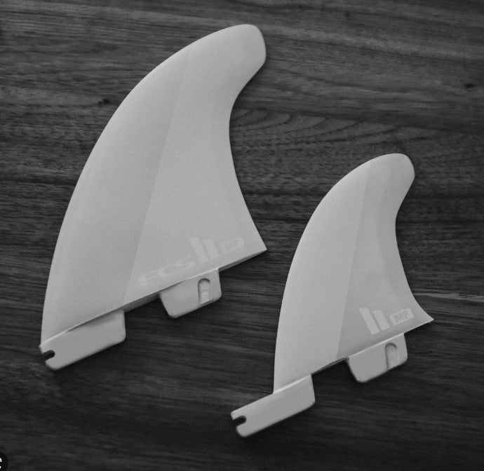 FCS II MICK FANNING TWIN + 1 surfboard FIN SET