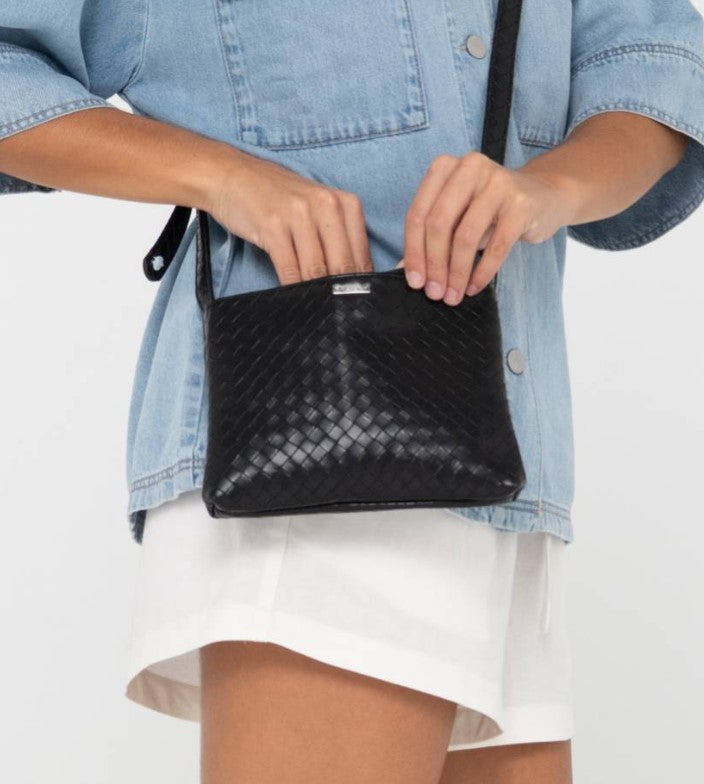 Rusty Essence Side Bag 2 in black with silver