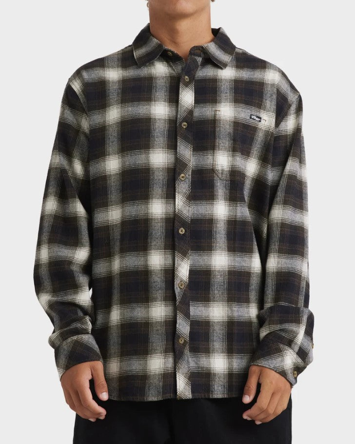 Quiksilver Coastline Mens Flannel in chocolate from front