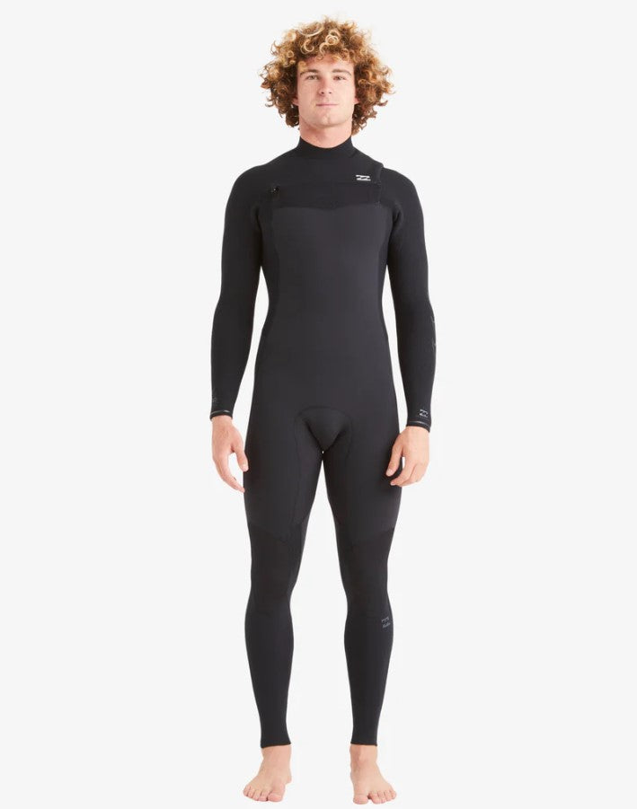 Billabong Revolution 4/3mm CZ Wetsuit in black from front