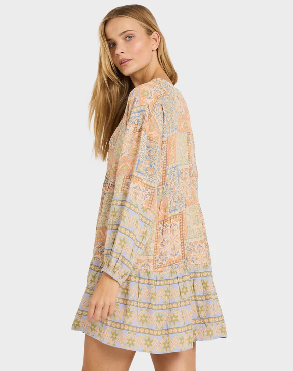 Billabong Take It Back La Mer Dress in twilight blue floral colourway from side/rear view