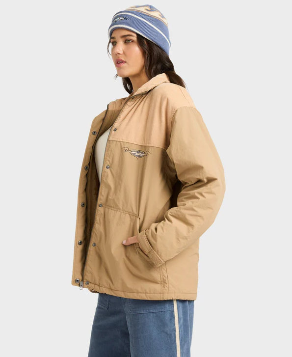 Billabong The Original Vibes 2 Jacket in cement colourway on model from side