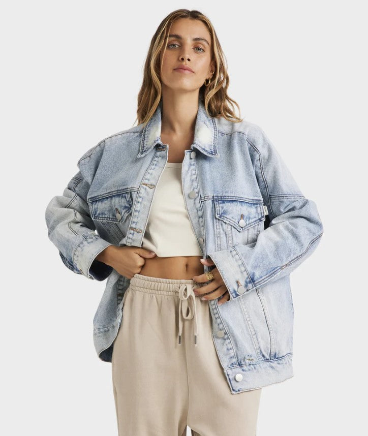 Billabong Ziggy Womens Denim Jacket in washed chambray from front