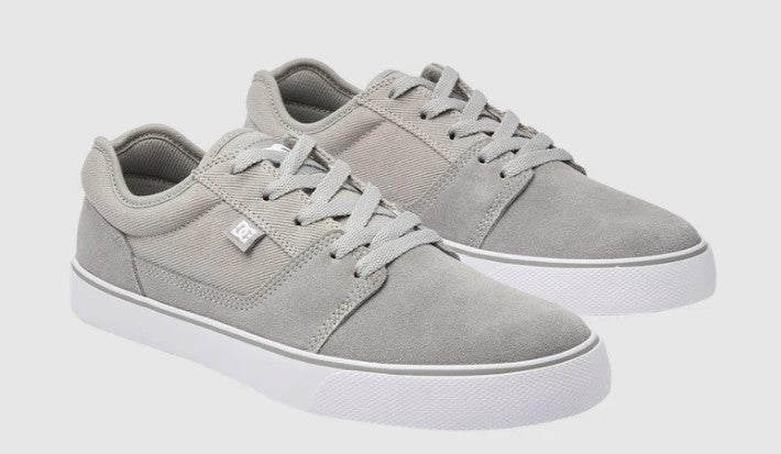 DC Shoes Tonik Skate Shoes in grey with white soles