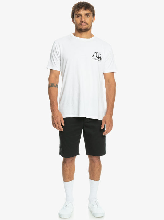 Quiksilver Everyday Chino Light Walkshorts in black on model from front