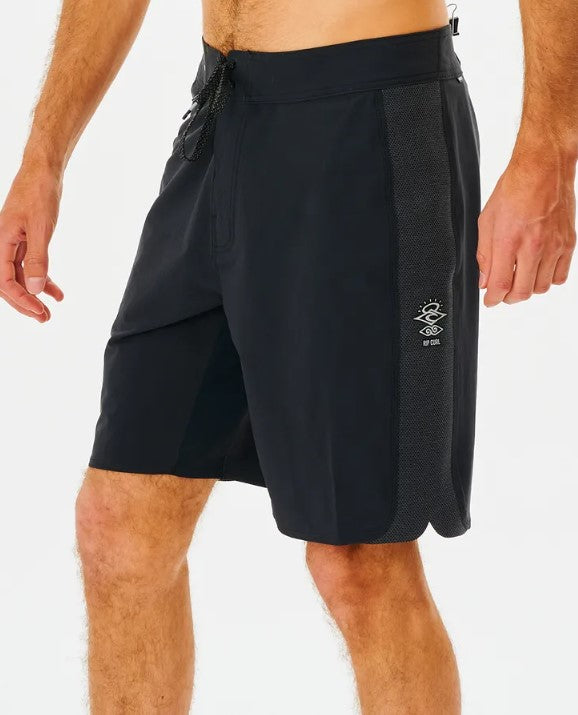 Rip Curl Mirage 3-2-One Ultimate 19" Boardshorts from side close up showing the 3 panels of material