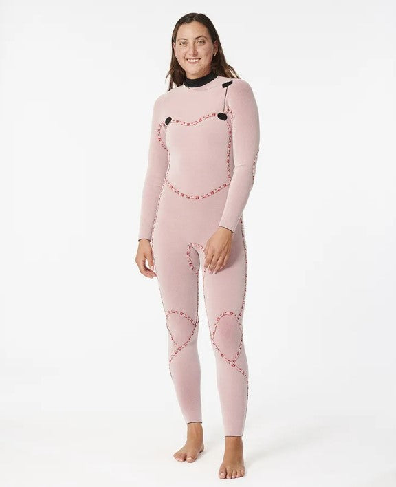 Rip Curl Womens Flashbomb 3/2mm Wetsuit inside out to show flashdry thermal lining