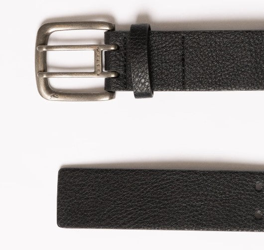 Rusty Cutback 2 PU Mens Belt in black showing both ends