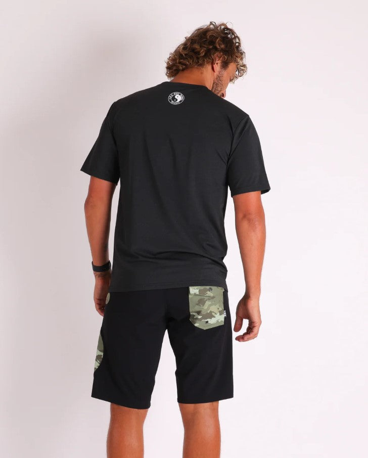Town and Country Yin Yang 20" Boardshorts in camo and black from rear