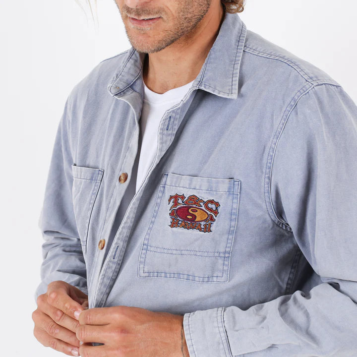 Town & Country Dawn L/S Canvas Overshirt in colour ocean on model