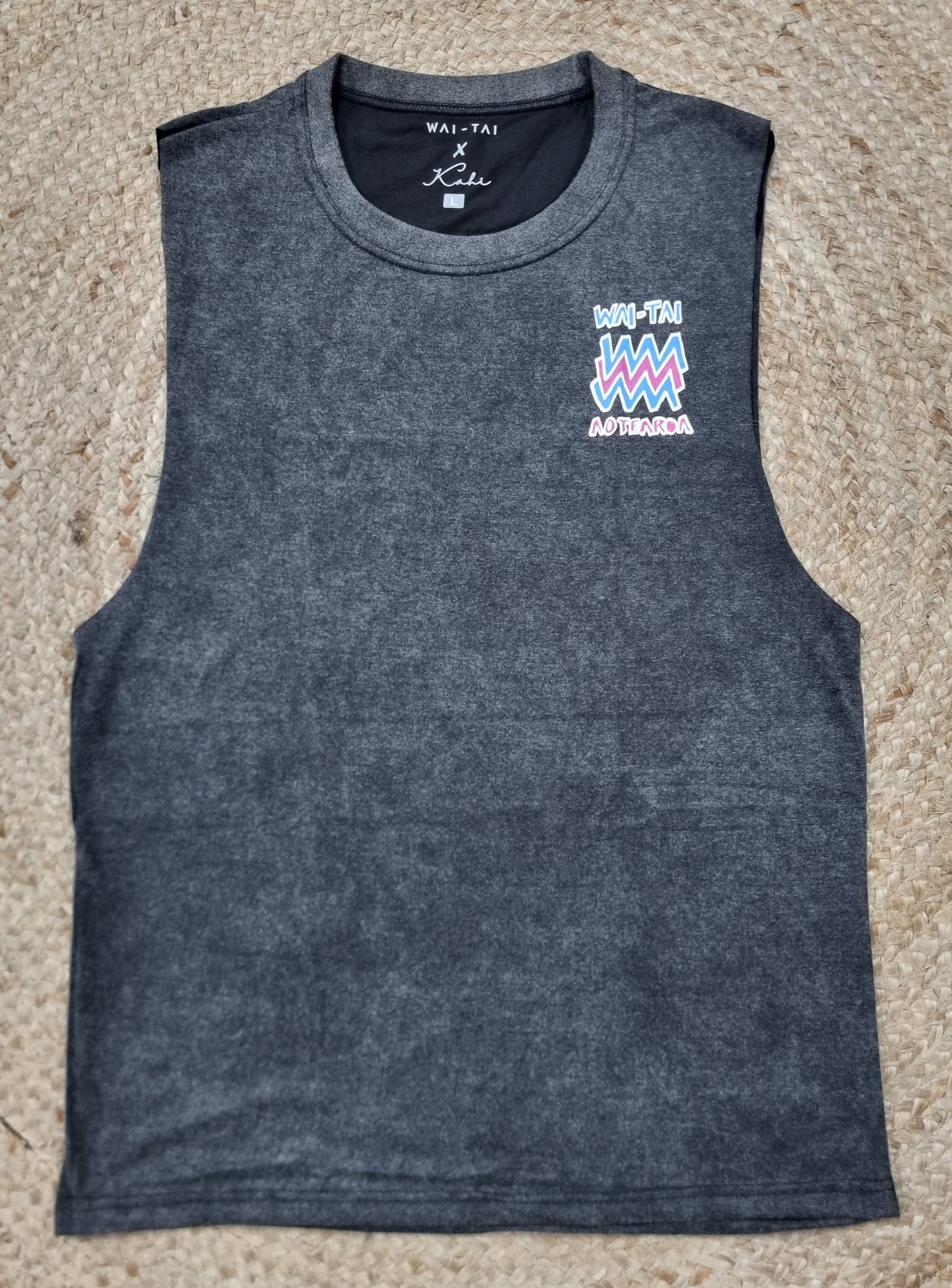 Wai-Tai Mura Stonewash Heavyweight Unisex Muscle in black stonewash from the front