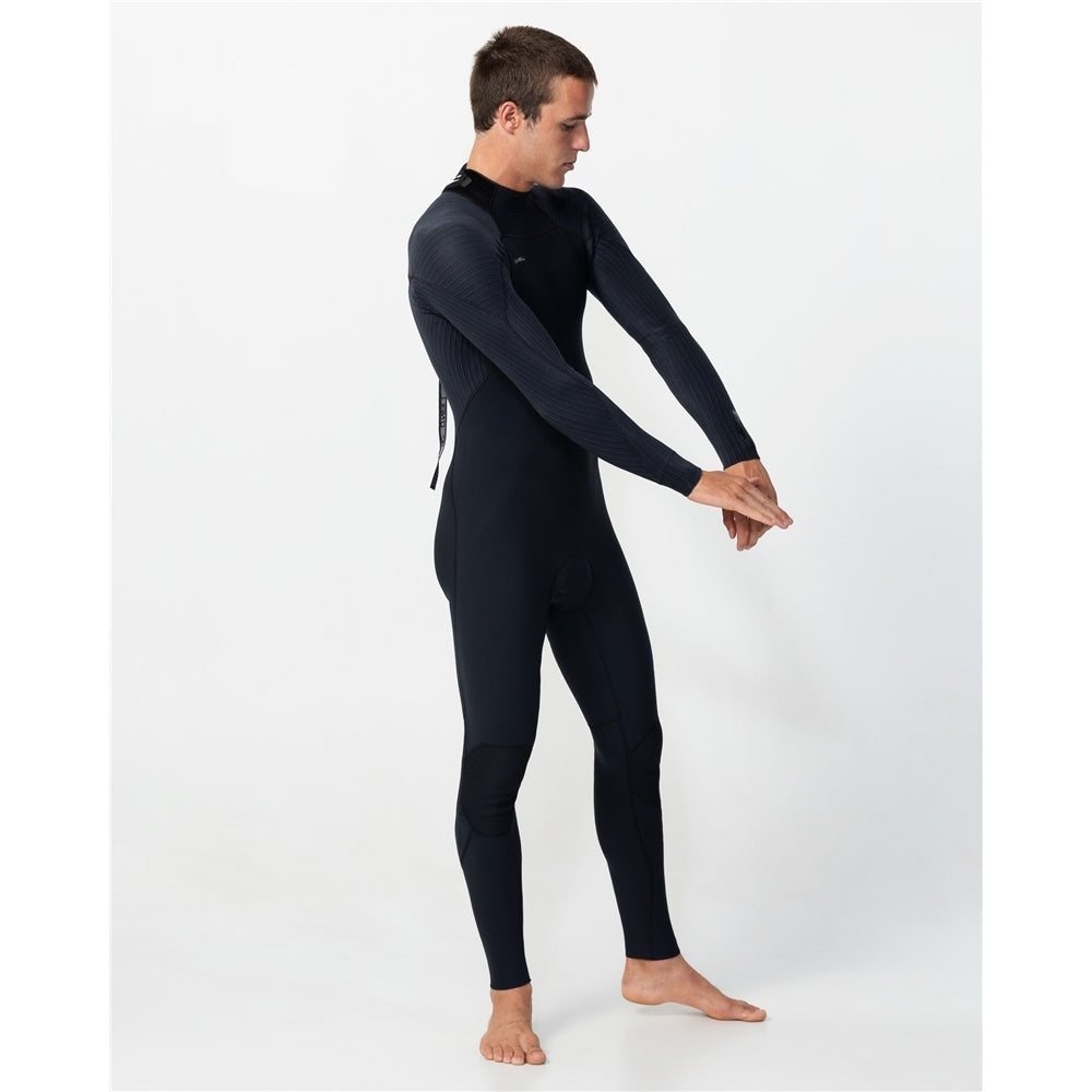 O'Neill Hyperfreak 4/3+mm Back Zip Wetsuit in black black colourway on model from side 