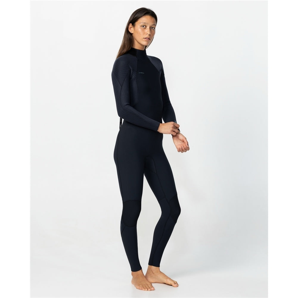 O'Neill Hyperfreak 4/3+mm Womens Back Zip Wetsuit in black on woman from side