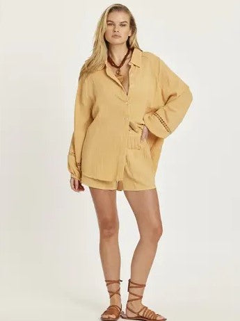 Amuse Society Wildest Dreams LS Woven Top in bamboo colourway from front on model in shorts
