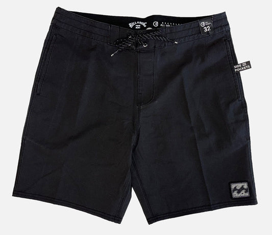 BIllabong All Day Low Tide Boardshorts In Colour Black With Jaw String front.