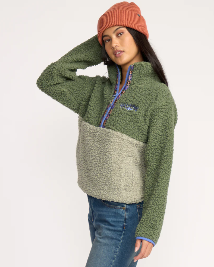 Billabong Horizon Mock Neck Half Zip Fleece in treehugger colourway on model from front/side view