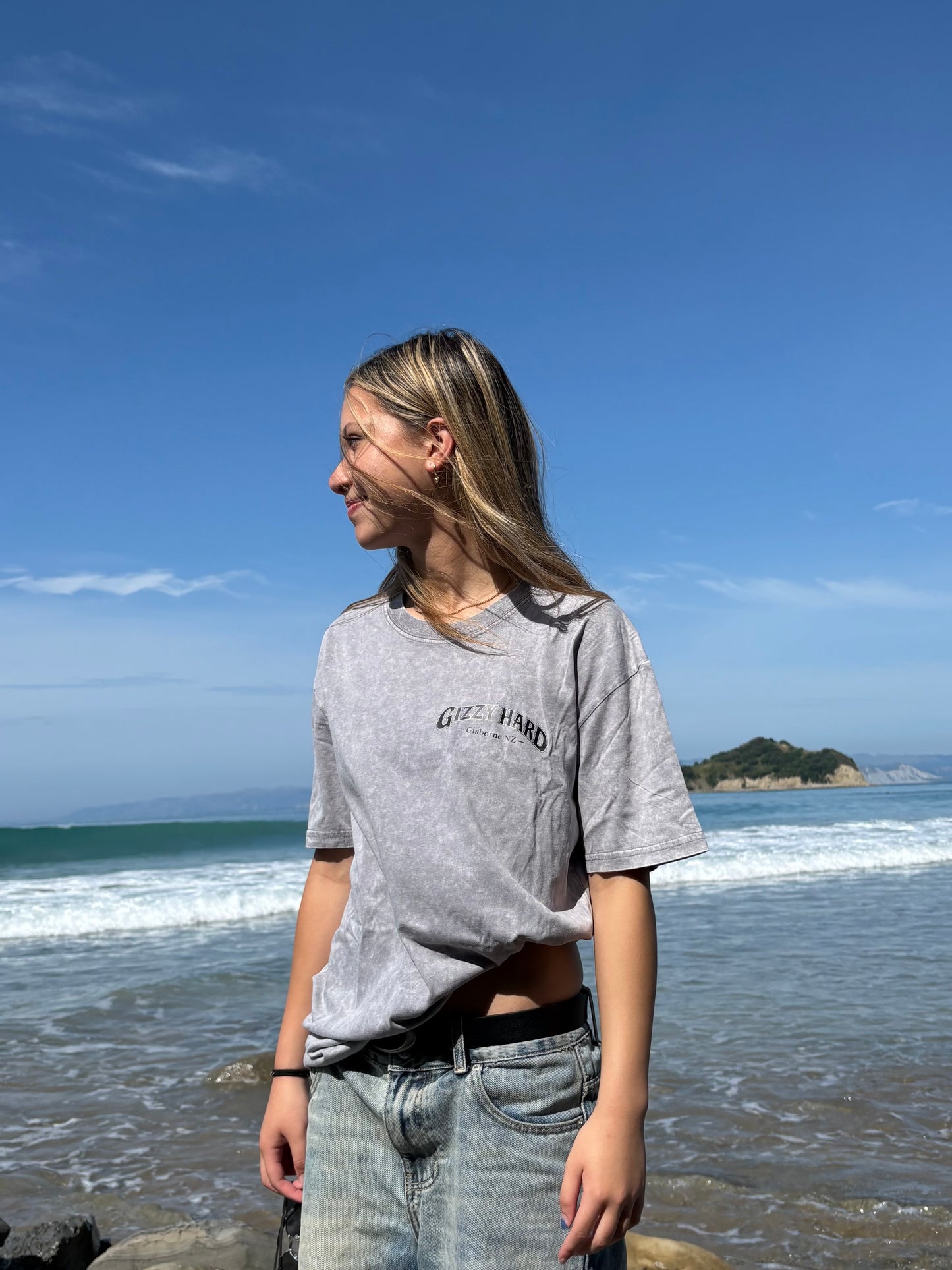 Gizzy Hard Slay Tee
