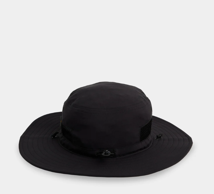 Quiksilver Tide Flow Performance Brim Hat in black from the rear