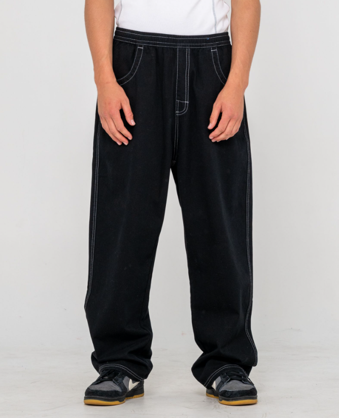 Rusty Flip Daddy Elastic Pants in black from front