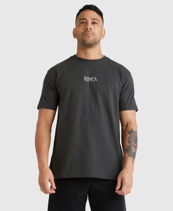 RVCA Benj Beach Tiger Tee in pirate back from front