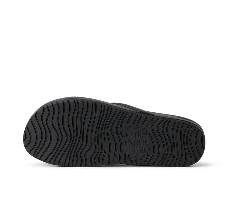 Reef Vista Vay-Cay Women's Jandals in black showing the sole of the right jandal