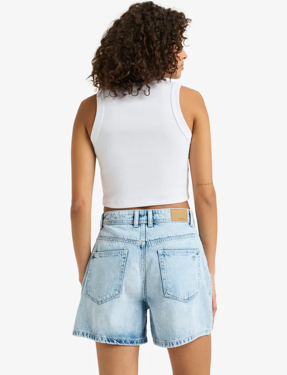 Roxy Morning Splendour Mid Denim Shortin beau blue on lady back