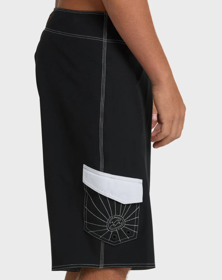 Billabong A.I Rising Sun Pro Boardshorts in black and white from the right side