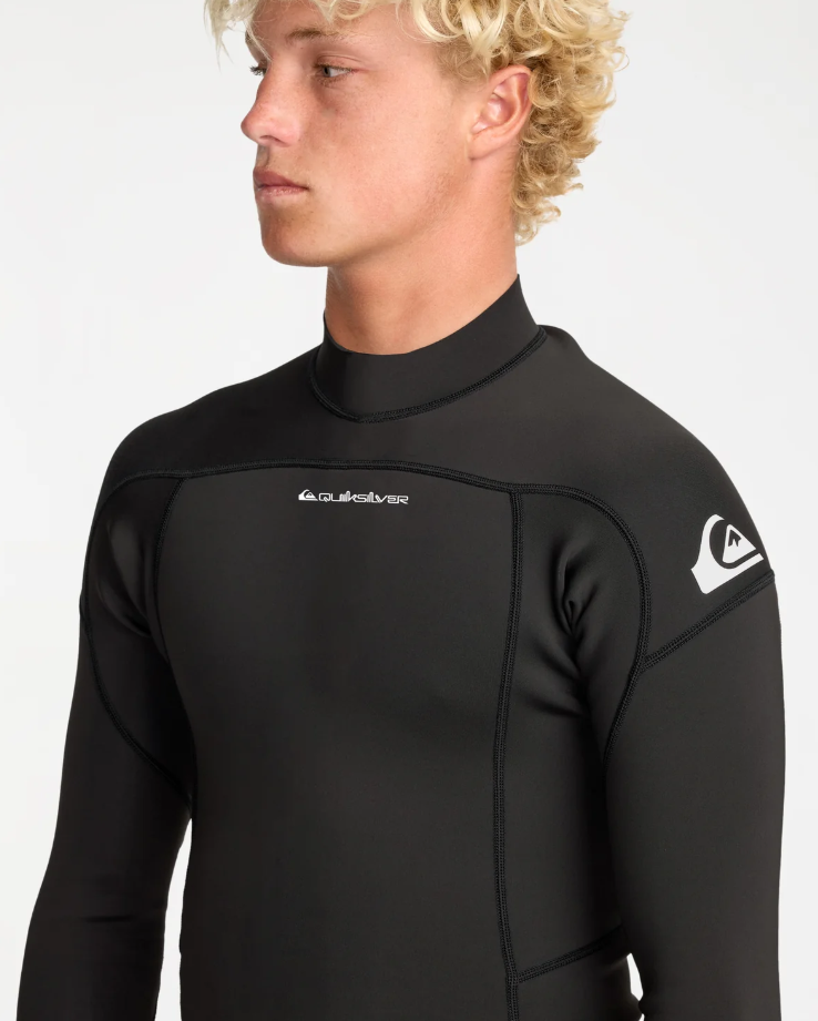 Quiksilver Prologue 1mm Long Sleeve Wetsuit Vest in black close up at front