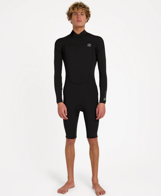 Billabong Absolute 2mm Long Sleeve Wetsuit in black from the front