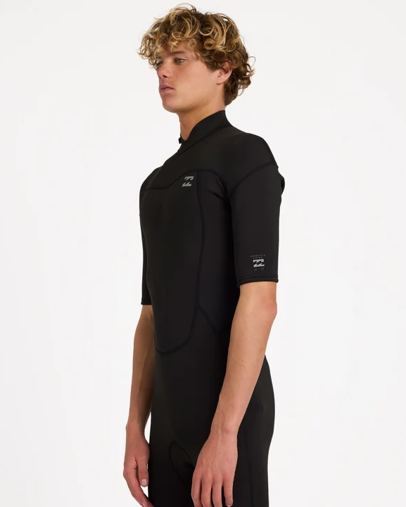 Billabong Absolute 2mm Flatlocked Spring Mens Wetsuit in black from the side