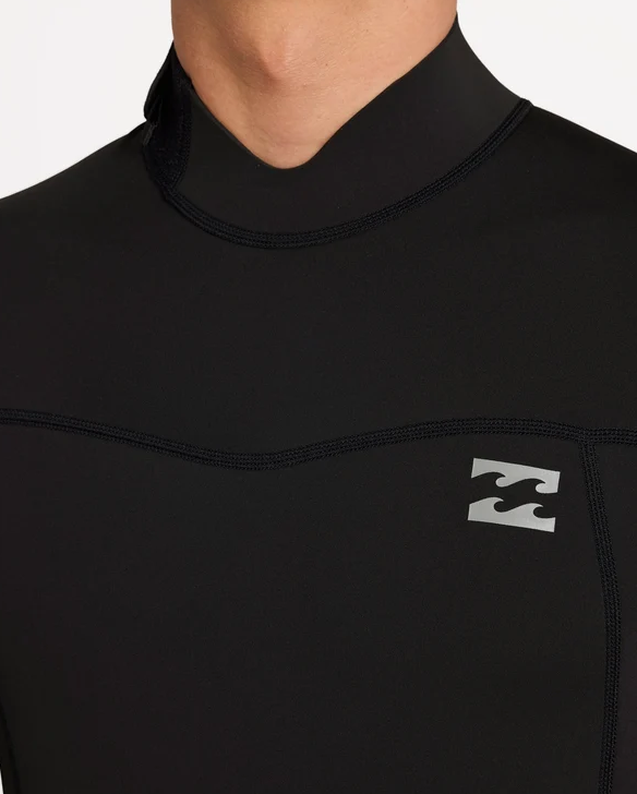 Billabong Absolute 2mm Flatlocked Spring Mens Wetsuit in black from the front close up of chest