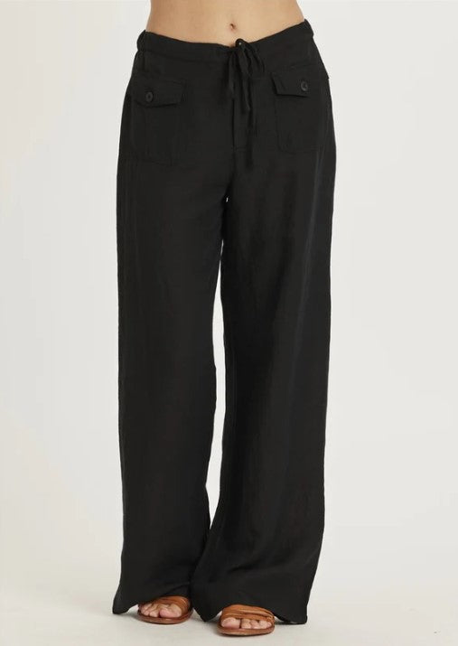 Amuse Society My Fav Woven Pant in black from front