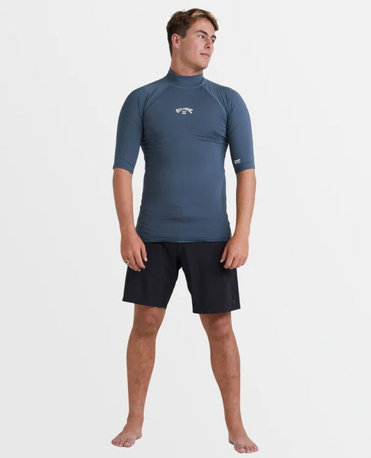 Billabong All Day Arch Perf Short Sleeve Rash Top in slate on man front