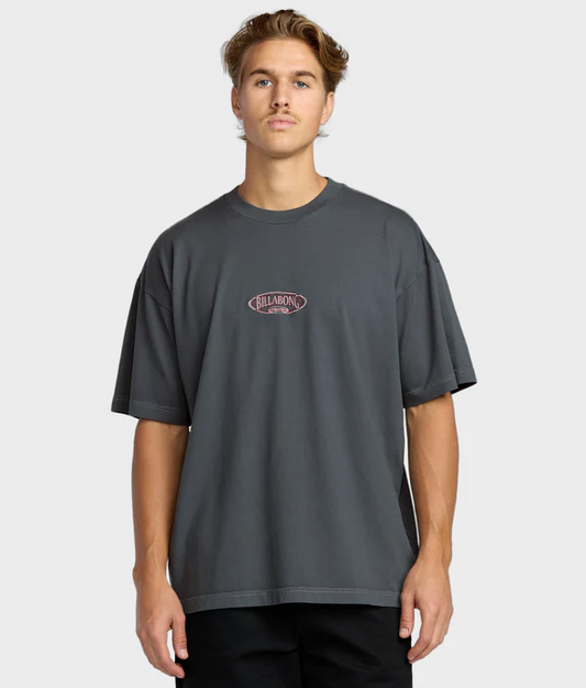 Billabong Bad Dog OG Men's T-Shirt in the colour cement on man front