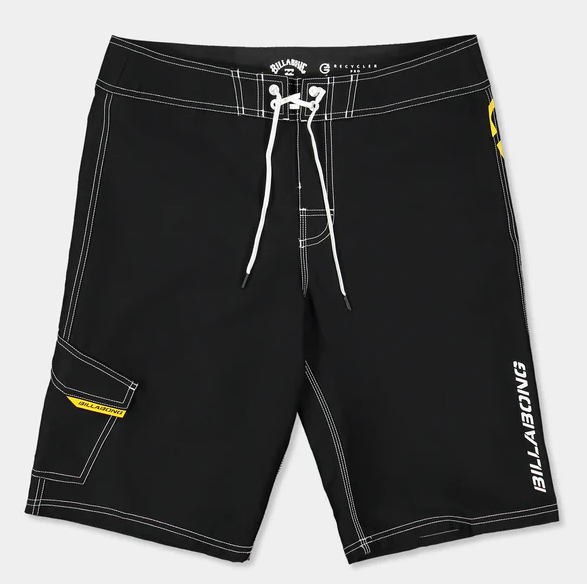 Billabong Bracket Pro 21" Men's Boardshorts in black from front
