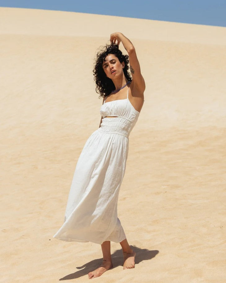 Billabong Cloud Dress in salt crystal colourway on model in desert