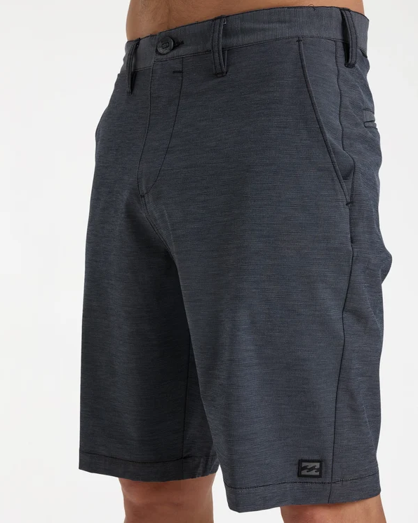 Billabong Crossfire Submersible 21" Short in black from side