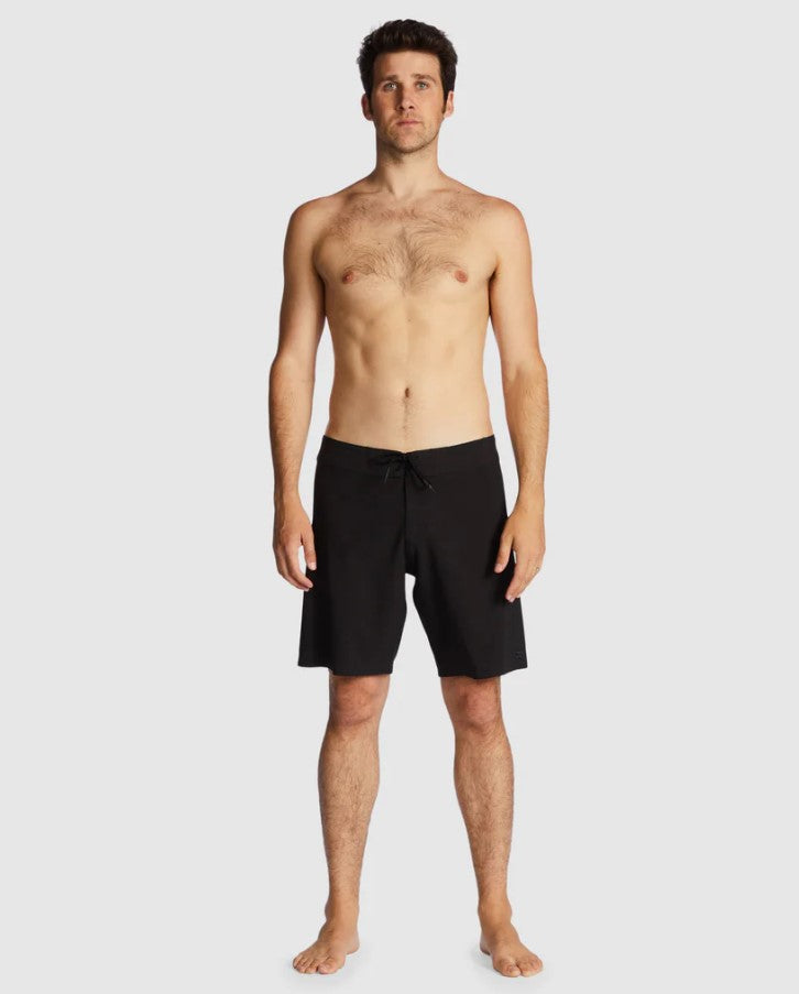 BIllabong D Bah Airlite Plus 19" Boardshorts in black on model from front with white background