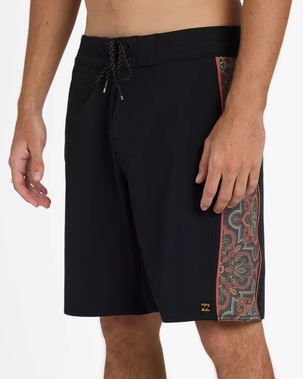 Billabong DBah Pro 19" Boardshorts in black with paisley panels from side