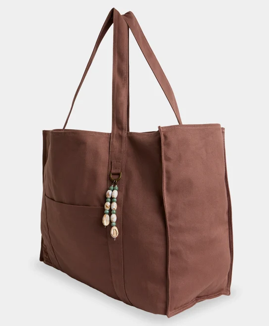 Billabong Getaway Canvas Tote Bag
 in espresso colourway from the end