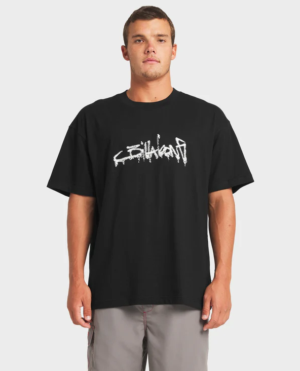 Billabong Identity OG Mens T-Shirt in black on model from the front