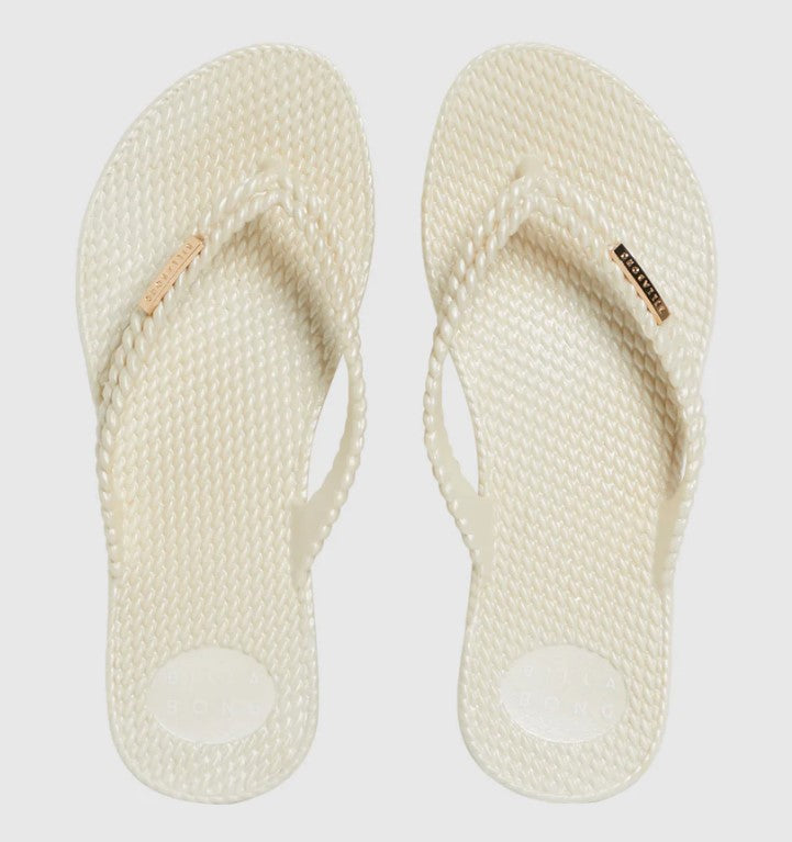 Billabong Kick Back Metallic Jandals showing  apair in white cap colourway