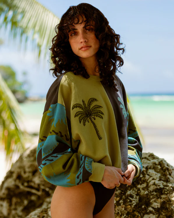 Billabong Split Palm Women's Kendall Crew in multi colour on model at the beach