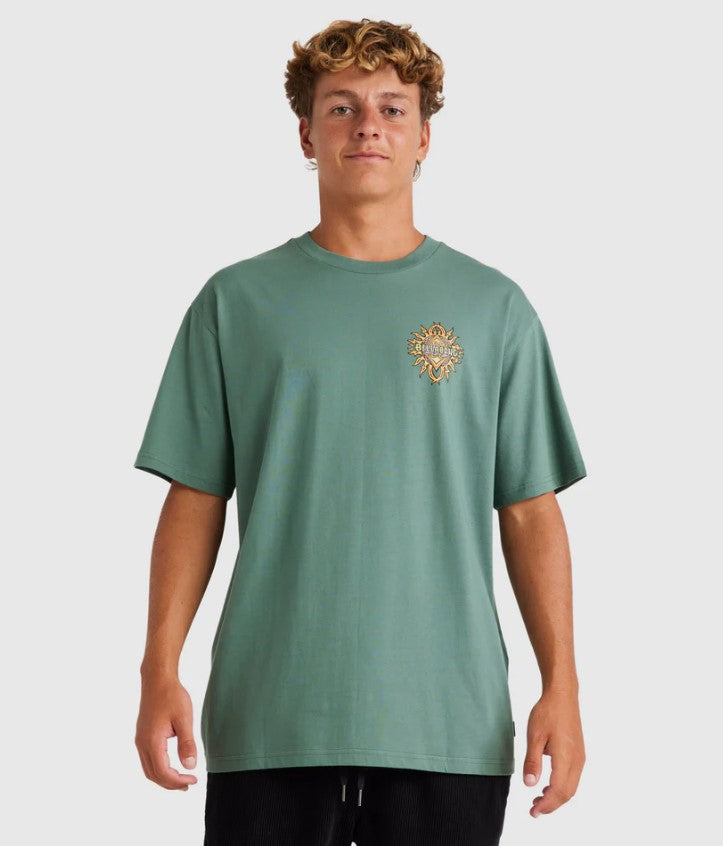 Billabong Sun Up Tee in hunter colourway from front