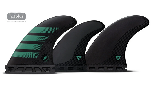 Futures Fins F6 Alpha 5 Surfboard Fin Set (medium) in black with green detail showing left front, quad rear and rear centre fin