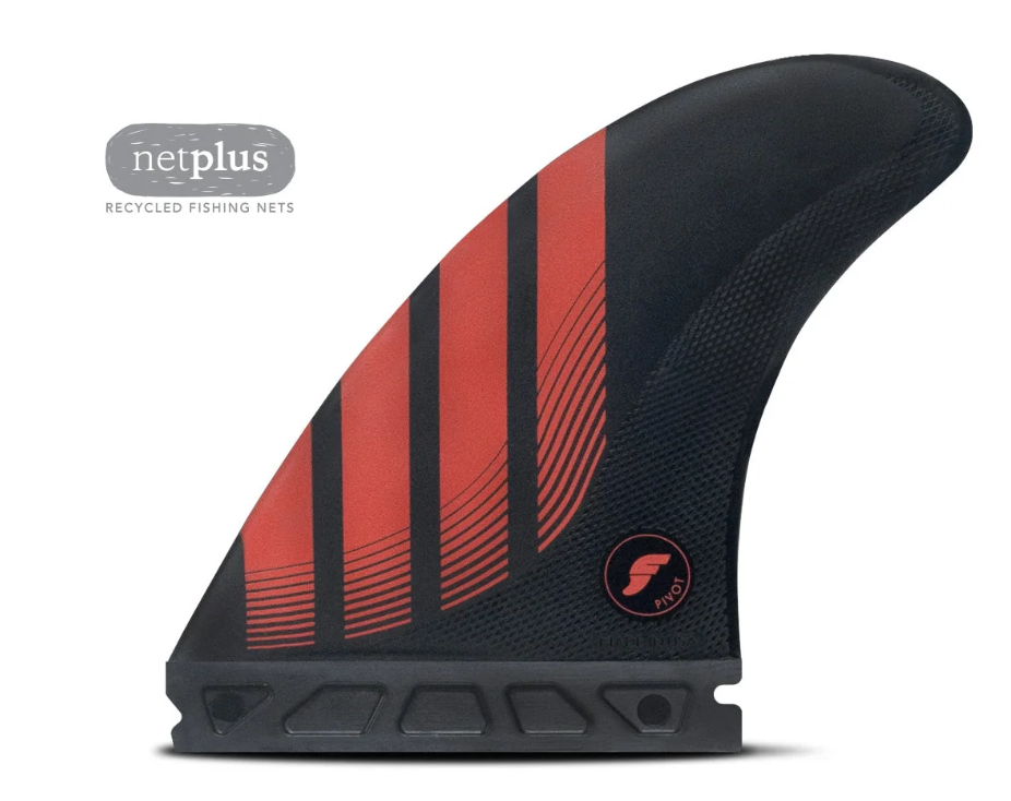 Futures Fins Pivot Alpha Carbon Thruster Fins large fin black and red showing left front fin