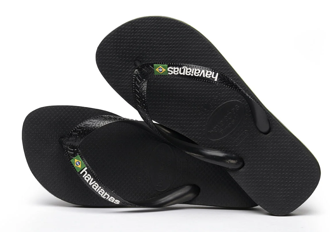 Havaianas Brazil Logo Black Jandals in black showing a pair