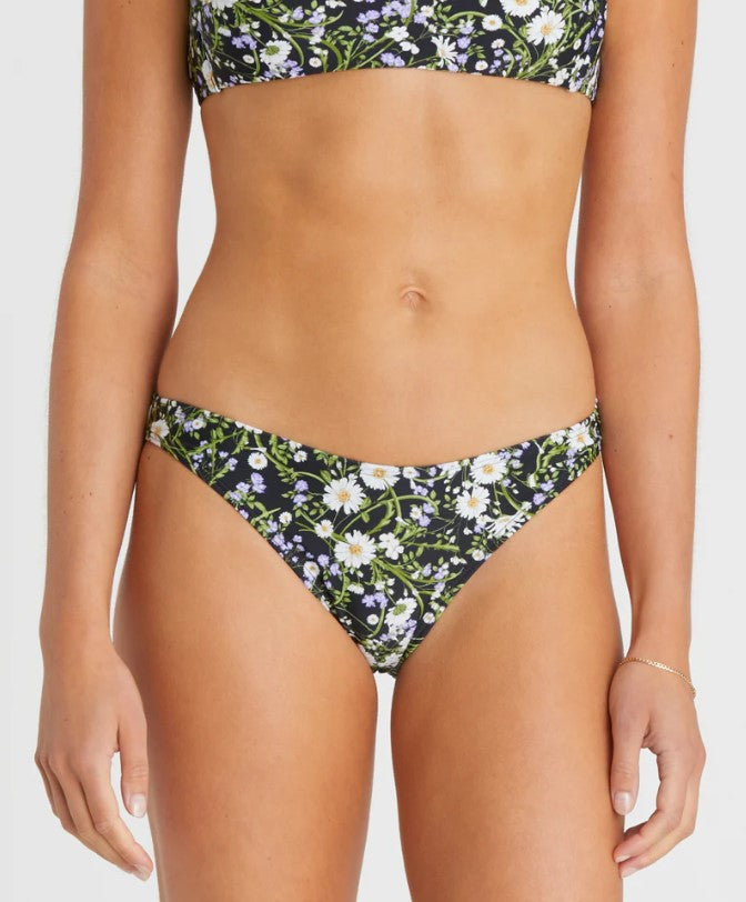 Heaven Madeline Top With Jennifer Hipster Pant Bikini Set showing bottom in thistle colourway