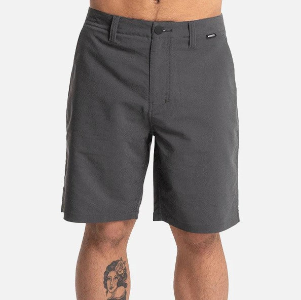 Hurley Dri Chino 20" Walkshorts in black colourway